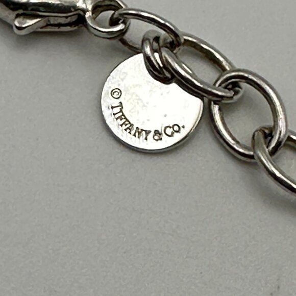 Tiffany & Co. Sterling Silver Infinity Bracelet. - Picture 15 of 15